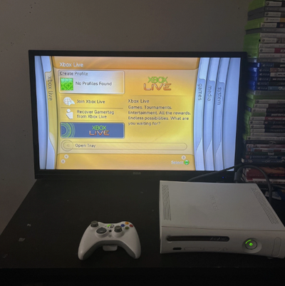 THE ORIGINAL DASH NOT A DOWNGRADED CONSOLE this console was never updated/downgraded A very nice-con...