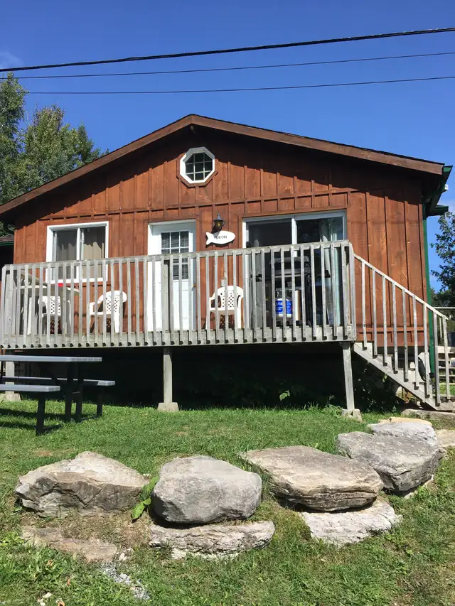Buckhorn 2 Bedroom Cottage - Resort in Kawarthas starting $160 in Ontario in Canada - Image 10