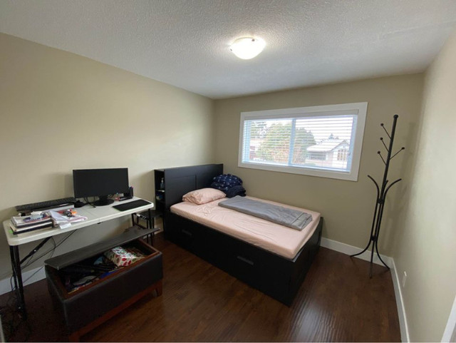 $3,400 FURNISHED. GUILFORD AREA. READY TO MOVE IN. in Long Term Rentals in Delta/Surrey/Langley