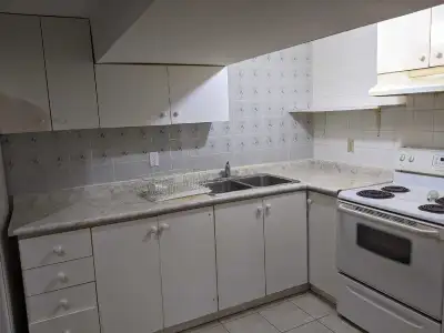 2 bedroom basement apartment with 1 car parking and shared laundry. Please call (905) 601-8959 to sc...