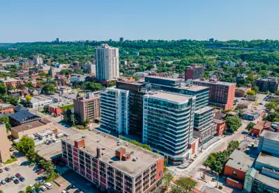 1 BEDROOM CONDO FOR RENT AT KIWI CONDOS DOWNTOWN HAMILTON!!