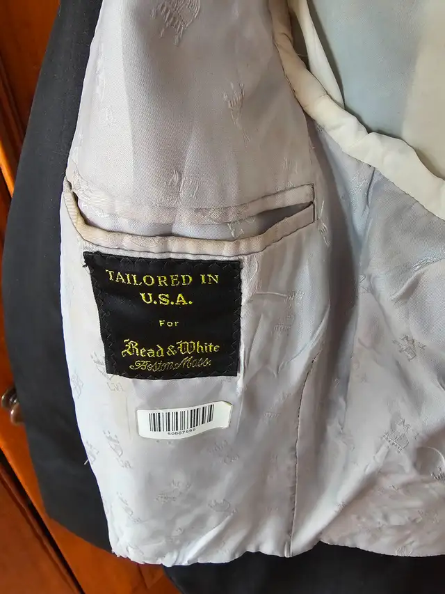 Vintage men's tail coat in Arts & Collectibles in City of Halifax - Image 8