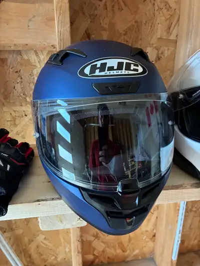 I10 size large for sale, 1 little scratch/tiny chip on top of visor (not impeding line of sight) and...