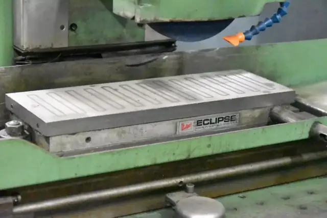 Rectifieuse Jakobsen surface grinder in Other in Drummondville - Image 6