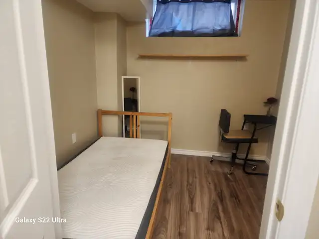 Room on rent in Room Rentals & Roommates in Peterborough - Image 3