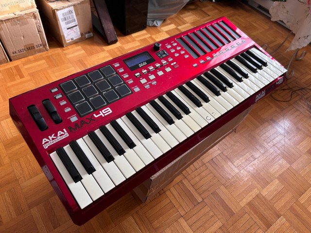 Akai Max 49 midi keyboard  dans Pianos et claviers  à Ville de Montréal