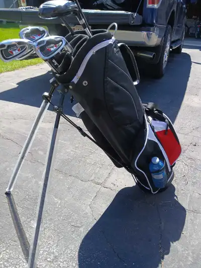 golf clubs , View more