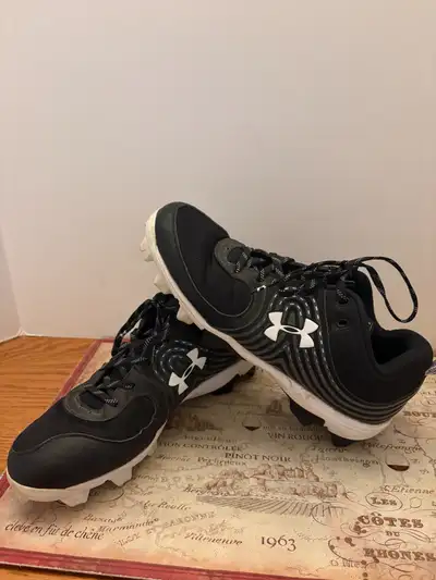 Under Armour Women's Glyde RM Softball Cleats (Size 10.5 US), View more