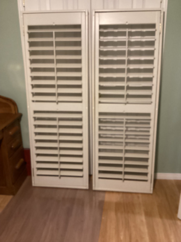 California shutter in Windows, Doors & Trim in Hamilton - Image 3