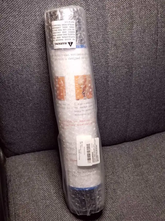 NEW Zinkooat Desk Mat in Desks in Markham / York Region - Image 3