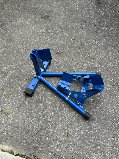 Like new From princess auto $50 per