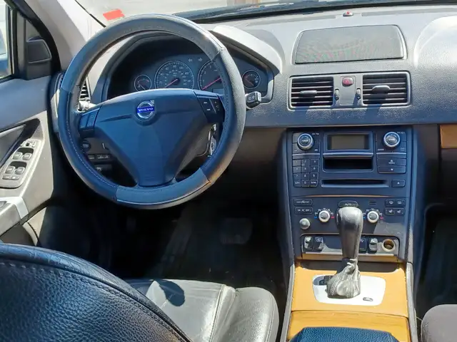 2006 VOLVO V70 WAGON