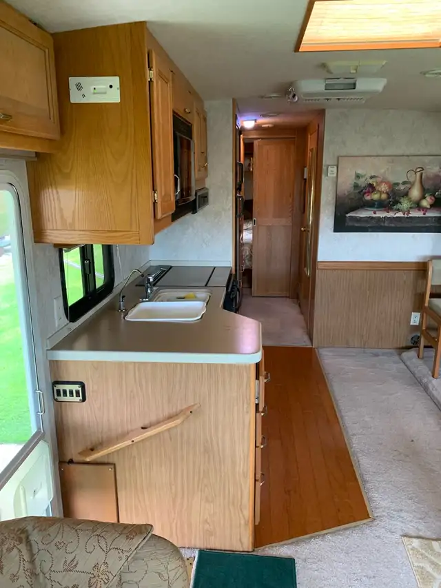 VR TRIPLE-e in RVs & Motorhomes in Trois-Rivières - Image 11