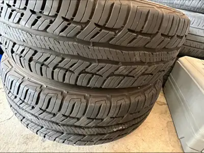 Thread are almost new, can see in pictures. No damages or repairs Pickup in Scarborough NOTE : only...