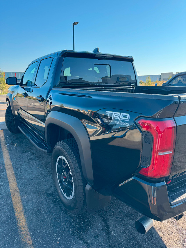 Toyota Tacoma TRD off Road Premium package in Cars & Trucks in Mississauga / Peel Region - Image 3