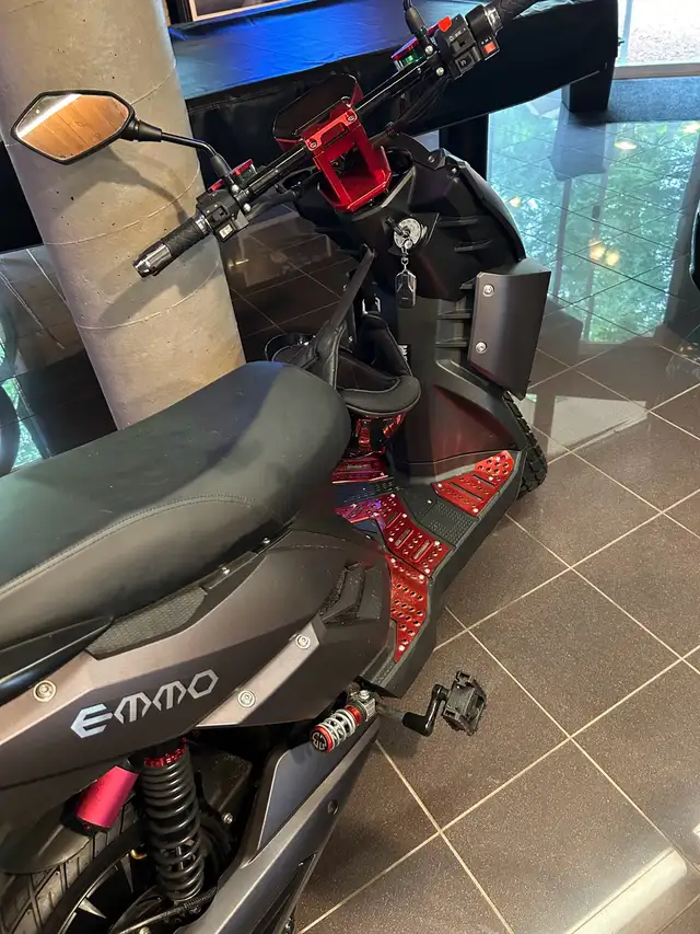 Brand New  EMMO  Scooter Style  E-Bike in Scooters & Pocket Bikes in Markham / York Region - Image 9