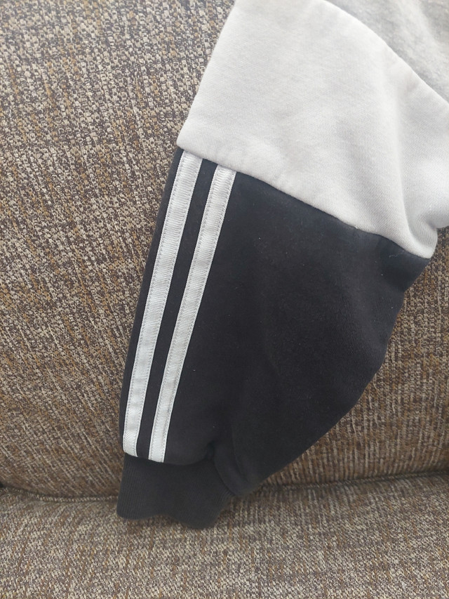 Youth Large licensed Adidas hoodieMint$10 in Kids & Youth in Calgary - Image 3