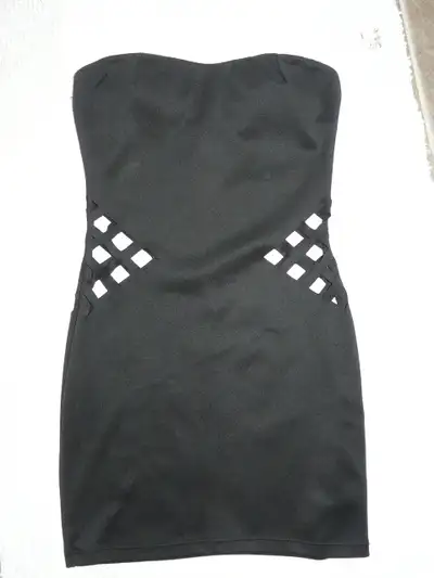 ViJo Couture pull-up, strapless black dress XS $25 side cut outs gently used Mississauga