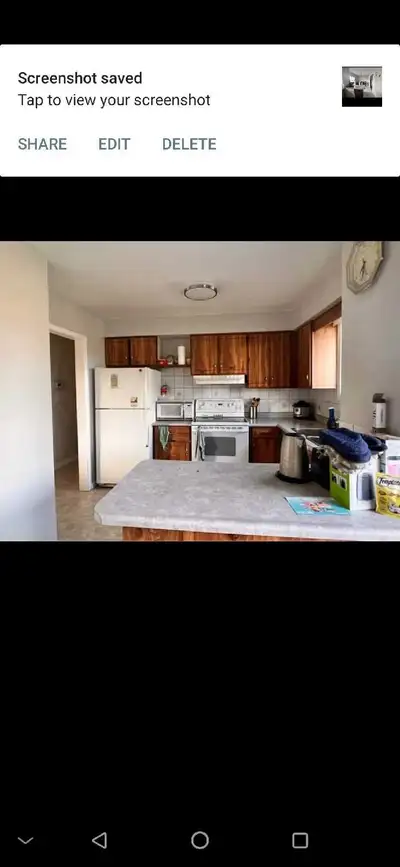 Room for rent in a 5 bedroom house shared kitchen and bathroom between 3 people utilities and Intern...