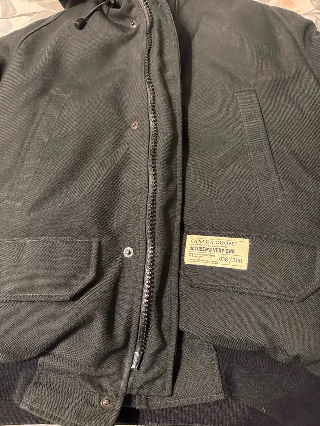 Ovo Canada Goose in Men's in Markham / York Region - Image 6