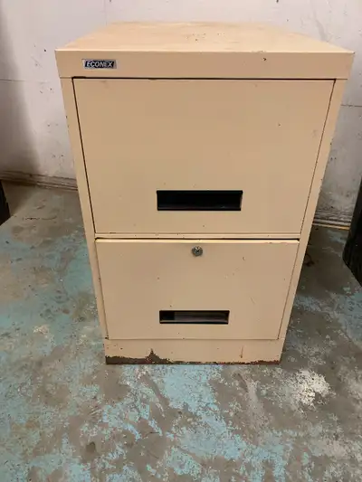 2 drawer. Needs a paint on the bottom otherwise in nice shape obo