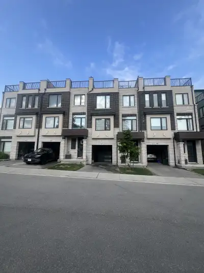 3 Bed and 2 Bath Townhome for rent in Equestrian Way, Cambridge