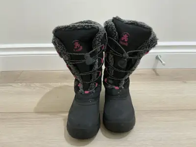 KAMIK Winter Boots Size 5, View more