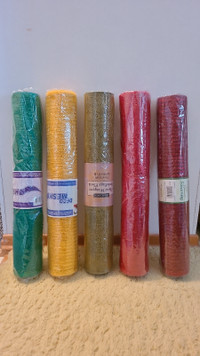 Decorating mesh in various colors.