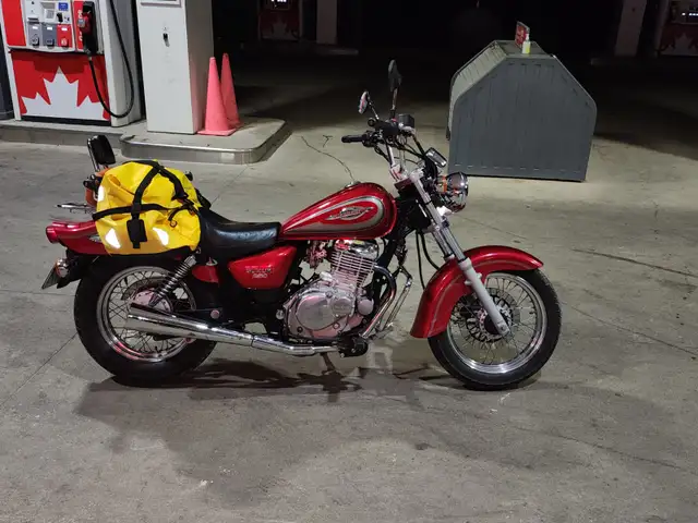 2001 Suzuki Marauder 250 cc,  low miles, reduced to $1800 in Street, Cruisers & Choppers in Barrie - Image 6