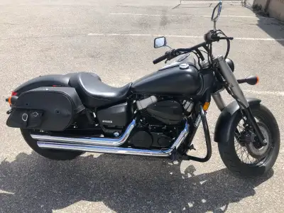 (Matte Black) Matte black 2013 Honda Shadow Phantom in excellent, well-maintained condition. * Only...