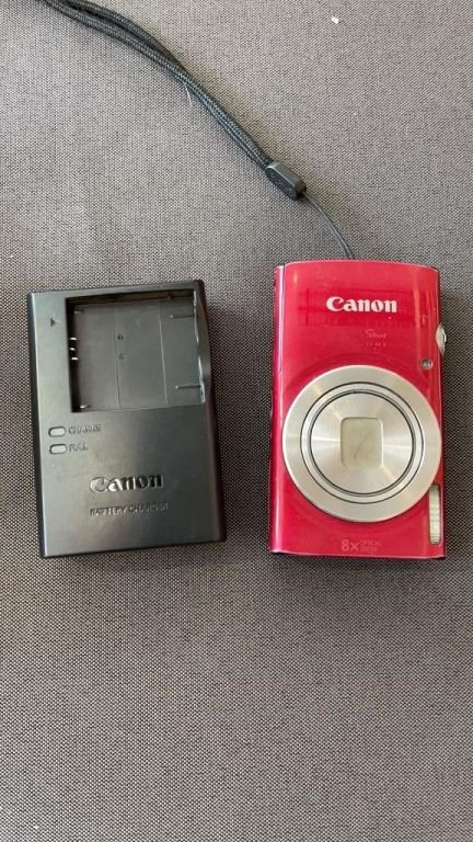 CANON: ELPH 180 Digital Camera with Battery and Charger in Cameras & Camcorders in Burnaby/New Westminster