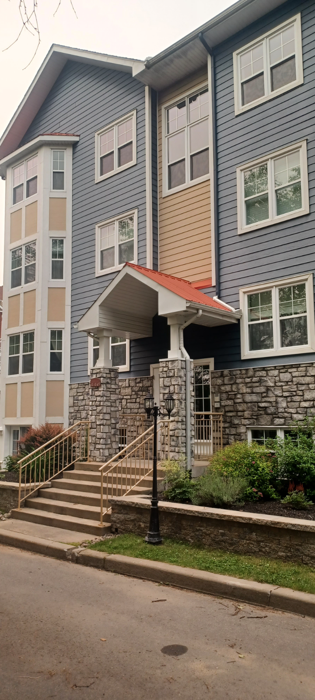 Condo 41/2, meublé, Mont-Tremblant ( Furnished 2 BR condo