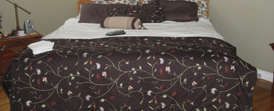 King DuvetCovers zipper closer (1 left) -$15- Rockland, View more