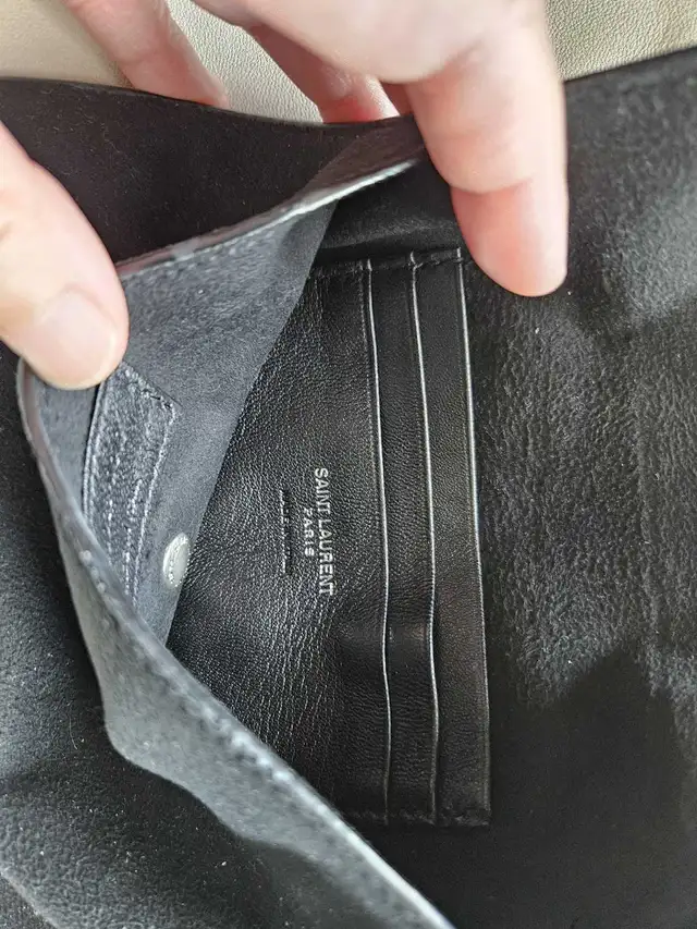 YSL Crossbody Bag in Women's - Bags & Wallets in City of Toronto - Image 9