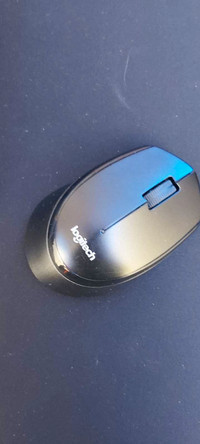 Logitech M330 Silent Plus Wireless Mouse, 2.4GHz with USB Nano R