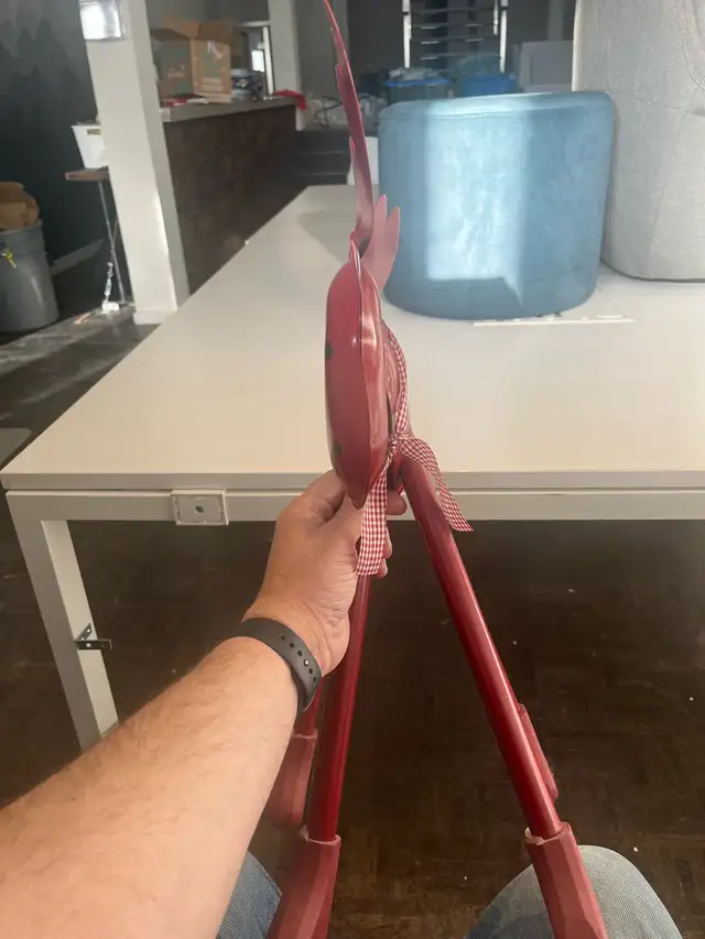 9.5" METAL MOOSE W/WOODEN FEET, LARGE ANTLERS & GINGHAM SCARF in Holiday, Event & Seasonal in Ottawa - Image 4