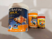 Gold Fish meal pellet mix and tropical flakes