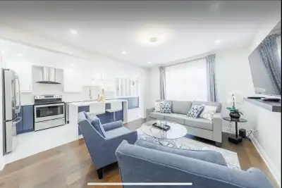 Berczy 4 Bedroom Furnished Home