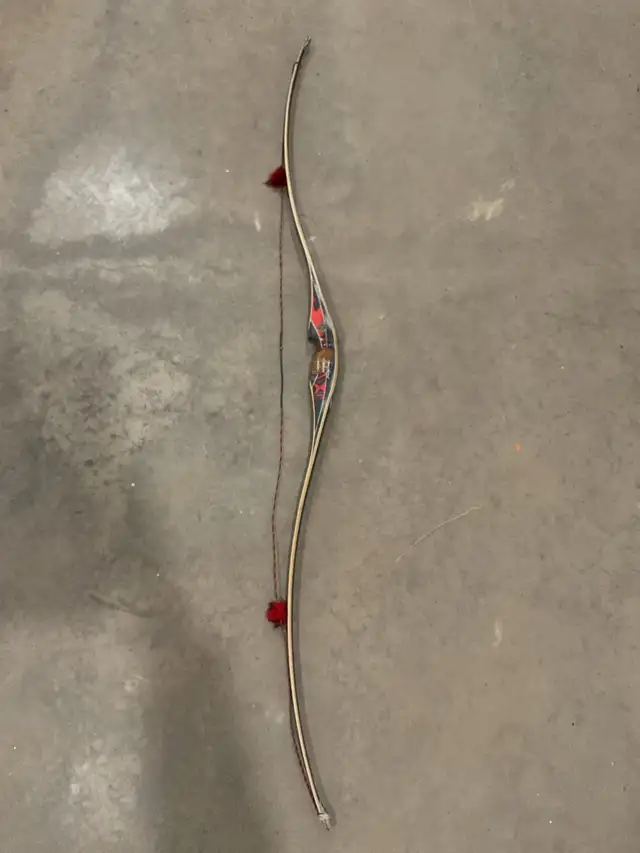 Hybrid Long Bow with Carbon in Other in Charlottetown - Image 2