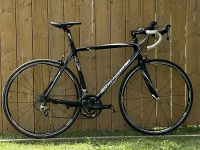 Canadian made Fully carbon Road bike size Large, View more