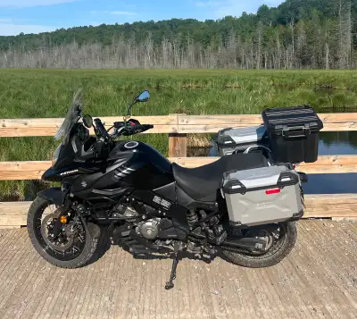 2018 Suzuki vstrom 650XA DL650 38,300km ABS & traction control Suzuki hard side bags Heated grips Ro...