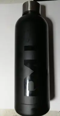 New RYU black insulated bottle