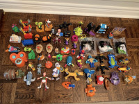 Lot of Assorted McDonald’s and Burger King Toys 