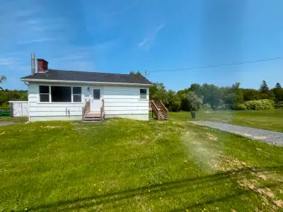 Pet Friendly 2-Bedroom House for Rent on Hammonds Plains Rd!