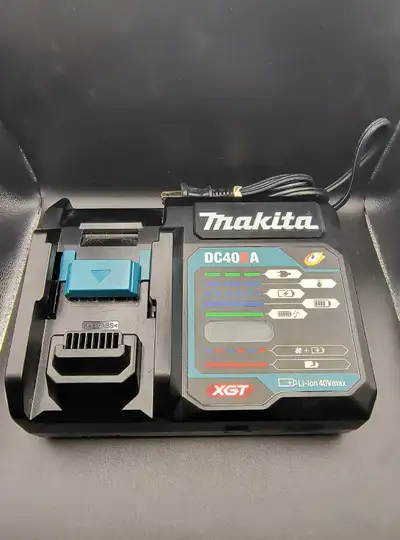 MAKITA XGT CHARGER DC40RA, View more