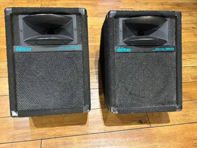 Yorkville YS 110 monitor speakers, View more