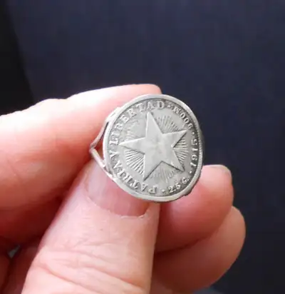 RING 1915 Cuban 10 Centavos Silver Coin Patria y Libertad .900M, View more