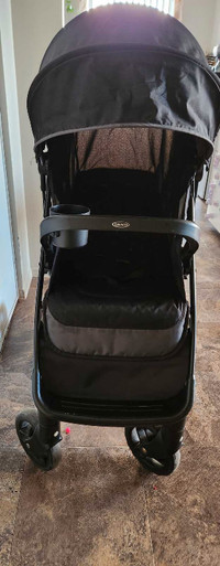 GRACO lightweight stroller 