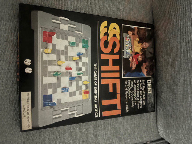 1977 ORDA - SHIFTI GAME, THE GAME OF SHIFTING TACTICS like new in Toys & Games in City of Toronto - Image 3