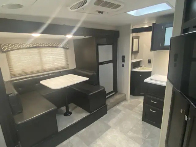 2018 Venture RV Sonic in Travel Trailers & Campers in Regina - Image 8